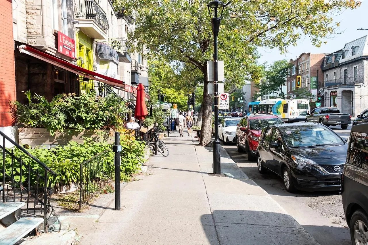 Montreal Styled 2 Bedroom Apartment On St-Denis Street